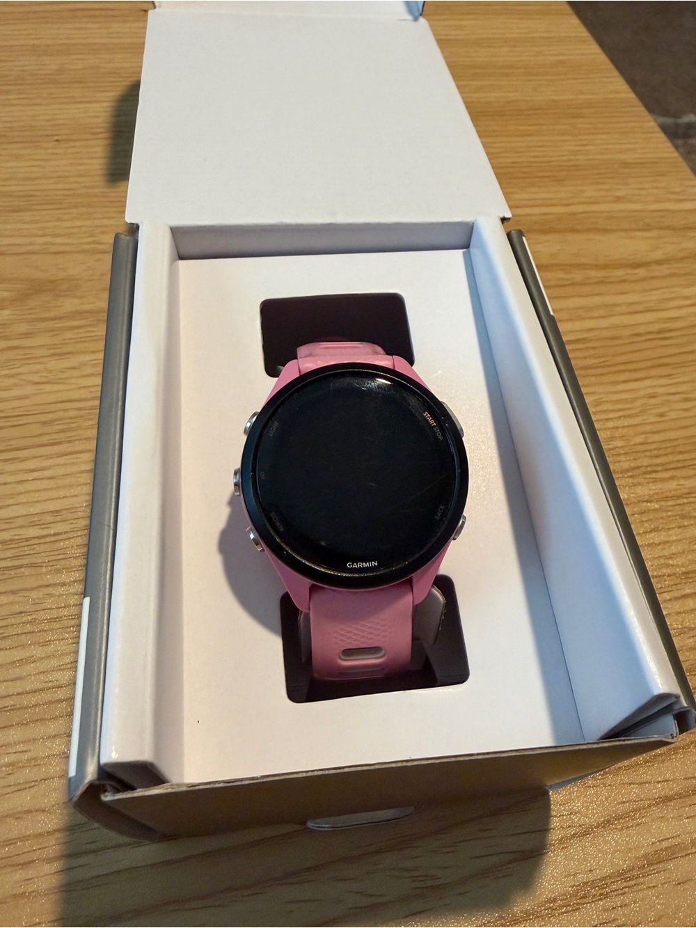 Garmin Forerunner 265s pink